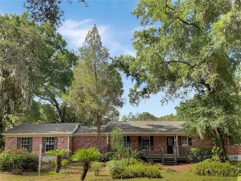 316 N Hilltop Rd, Brandon, FL 33510