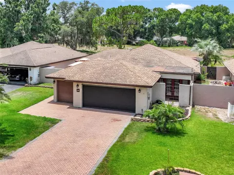 38 Coventry Dr, Haines City, FL 33844
