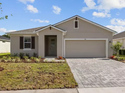 901 Honey Petal Ln, Deland, FL 32720