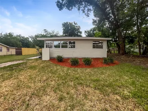 13 N Christiana Ave, Apopka, FL 32703
