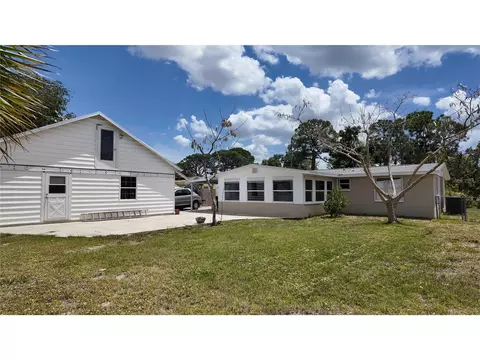 1620 Lakeview Pl, Englewood, FL 34223