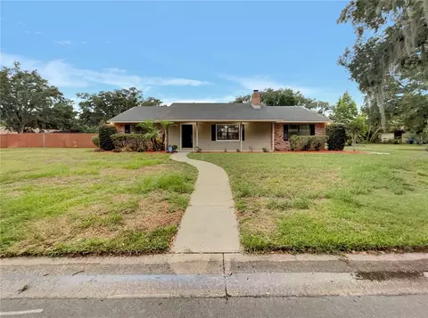 1778 King Edward Dr, Kissimmee, FL 34744
