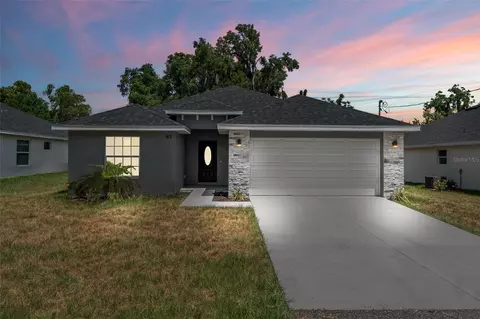 43 S Kentucky Ave, Umatilla, FL 32784