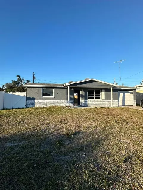 4444 Shoreline Dr, New Port Richey, FL 34652