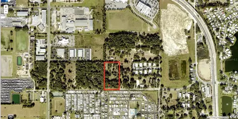 1241 Oak St, Lady Lake, FL 32159