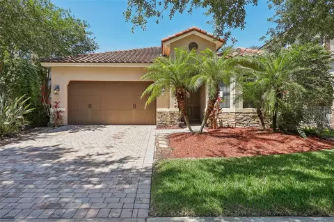 8340 Prestbury Dr, Orlando, FL 32832