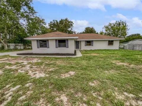 9435 Lakeshore Dr, Clermont, FL 34711