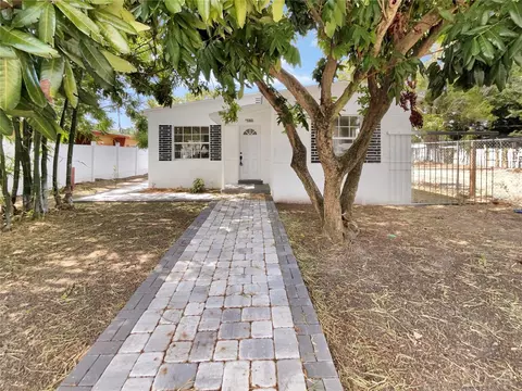 2820 38th Ave N, Saint Petersburg, FL 33713
