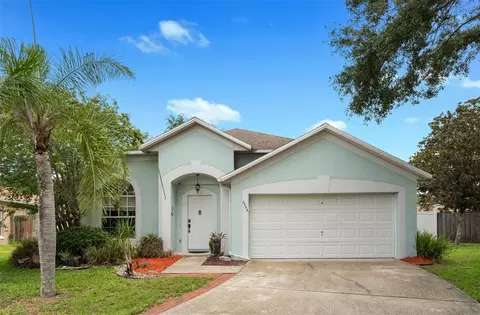 2066 Crosscreek Ct, Oviedo, FL 32766