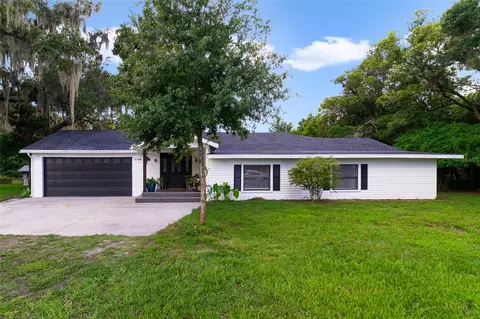 5710 Oak Ave NW, Lakeland, FL 33810