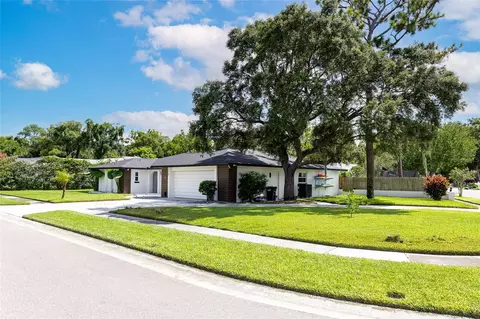 520 Briarwood Ct, Altamonte Springs, FL 32714