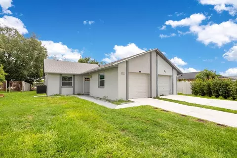 647 Bablonica Dr, Orlando, FL 32807