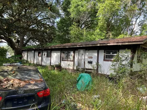 3239 Morris Bridge Rd, Zephyrhills, FL 33543