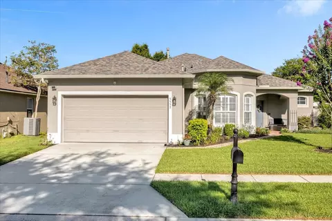 5557 Crepe Myrtle Cir, Oviedo, FL 32765