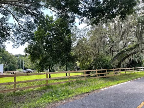 16115 Eustis Pl, Umatilla, FL 32784