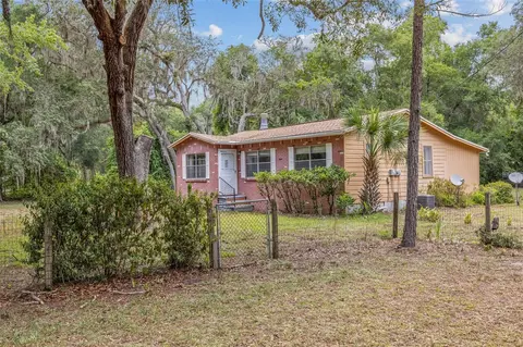 9105 SE 225th Dr, Hawthorne, FL 32640