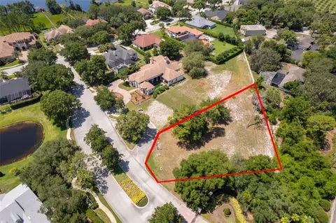 1035 Augustus Ln, Mount Dora, FL 32757