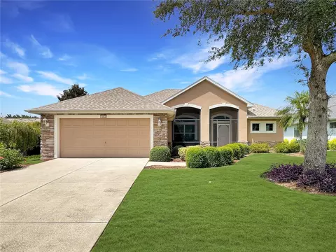 1013 Nantucket Sound, Mount Dora, FL 32757