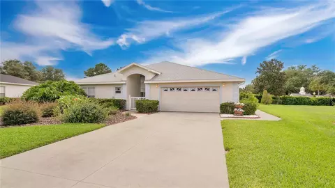 5117 Grove Mnr, Lady Lake, FL 32159