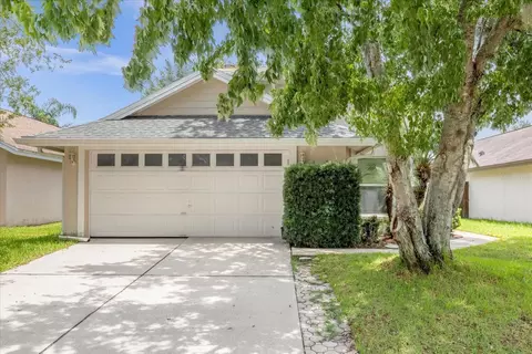 3430 S Saint Lucie Dr, Casselberry, FL 32707