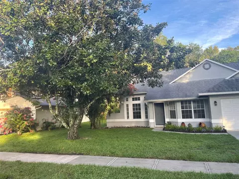3632 Running Water Dr, Orlando, FL 32829