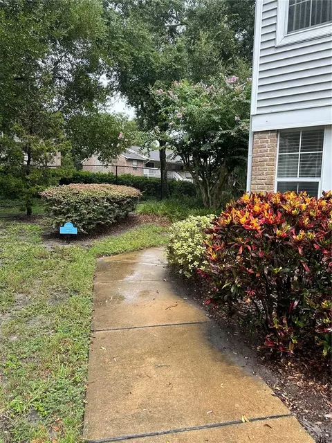 2210 Coach House Blvd #401, Orlando, FL 32812