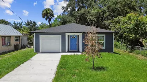 1704 W 12th St, Sanford, FL 32771