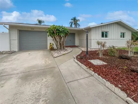 5420 Starwood Pl, Sarasota, FL 34232