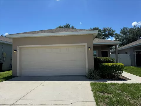 2877 Whispering Trails Dr, Winter Haven, FL 33884