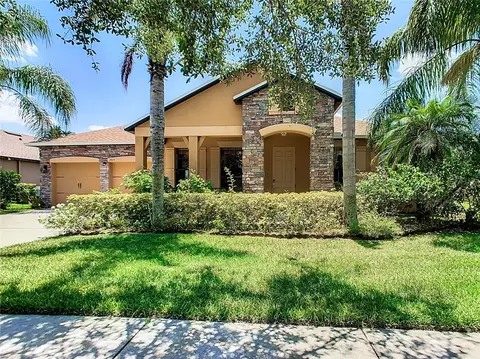 2825 Lafayette Trace Dr, Saint Cloud, FL 34772