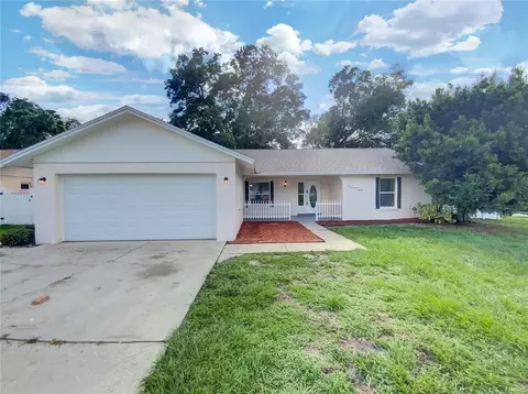 10080 82nd Ln, Seminole, FL 33777