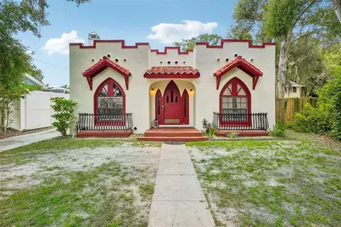 225 9th St SE, Winter Haven, FL 33880