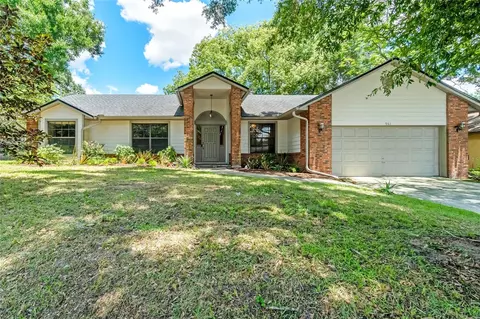 961 Red Dandy Dr, Orlando, FL 32818