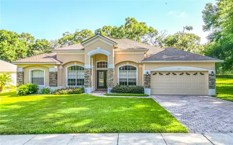 607 Gulf Land Dr, Apopka, FL 32712