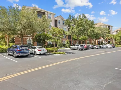 8302 Portofino Dr #203, Davenport, FL 33896