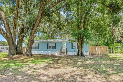 633 Raymond Loop, Auburndale, FL 33823