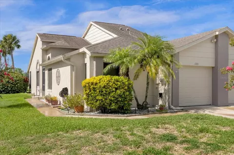 12201 Augusta Woods Cir, Orlando, FL 32824