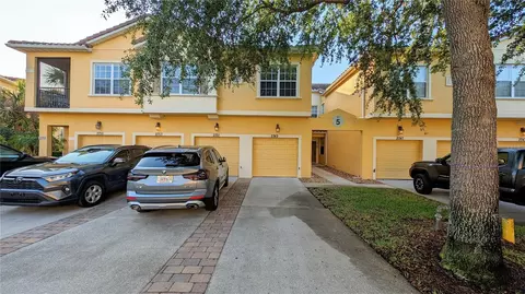 2749 Oakwater Dr, Kissimmee, FL 34747