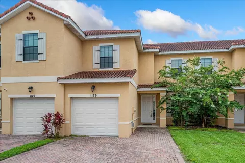1179 Chervil Dr, Kissimmee, FL 34759