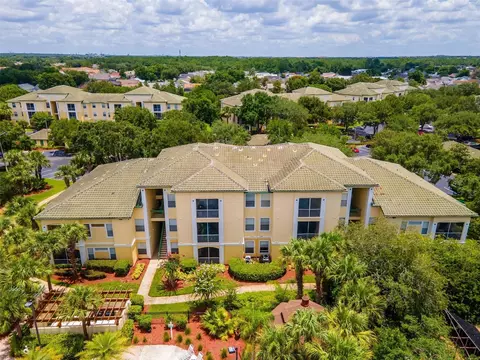 8810 Dunes Ct #203, Kissimmee, FL 34747