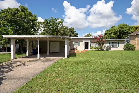 554 Queens Mirror Cir, Casselberry, FL 32707