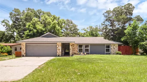 925 Oak Dr, Altamonte Springs, FL 32714