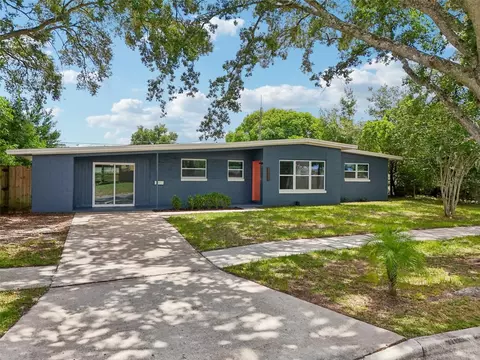 6328 Mackenzie St, Orlando, FL 32807