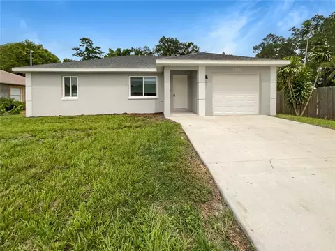 5215 22nd Street Ct E, Bradenton, FL 34203
