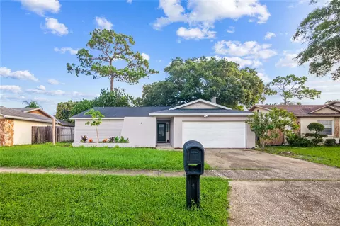 8357 125th Pl, Largo, FL 33773