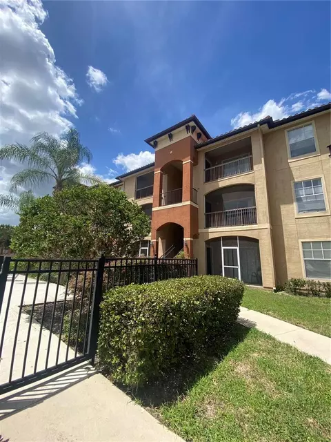 5518 Metrowest Blvd #207, Orlando, FL 32811
