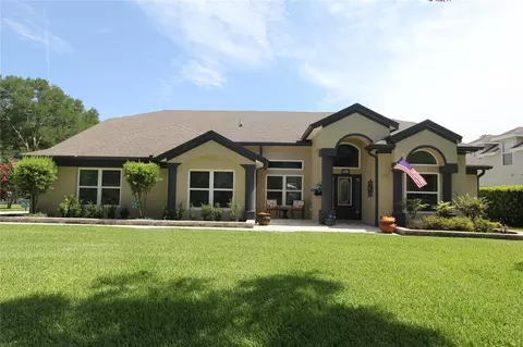 854 Kingsbridge Dr, Oviedo, FL 32765