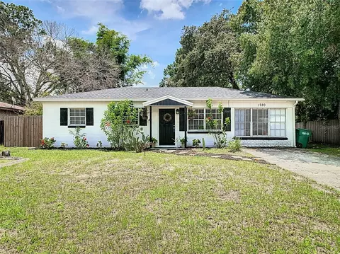 1720 W Fore Dr, Tampa, FL 33612