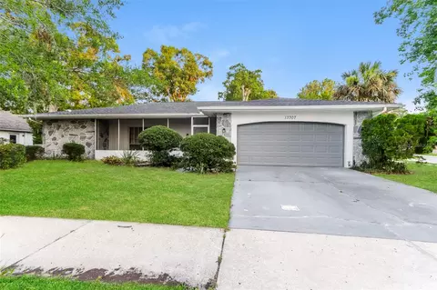 13307 Rome Dr, Hudson, FL 34667