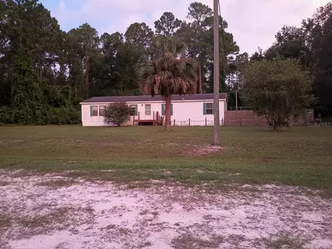 127 Rosewood St, Georgetown, FL 32139